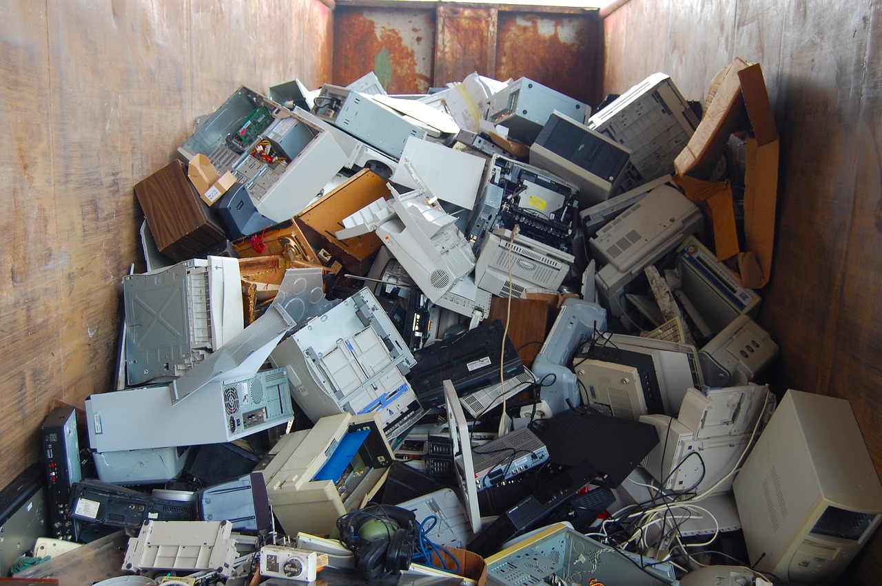 electronic waste, waste, sustainabilty, fuji xerox, fuji xerox business centre cairns